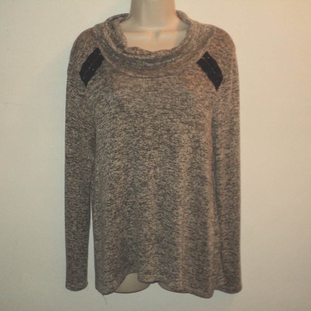 Charlotte Russe Size M Sweater Marled Gray